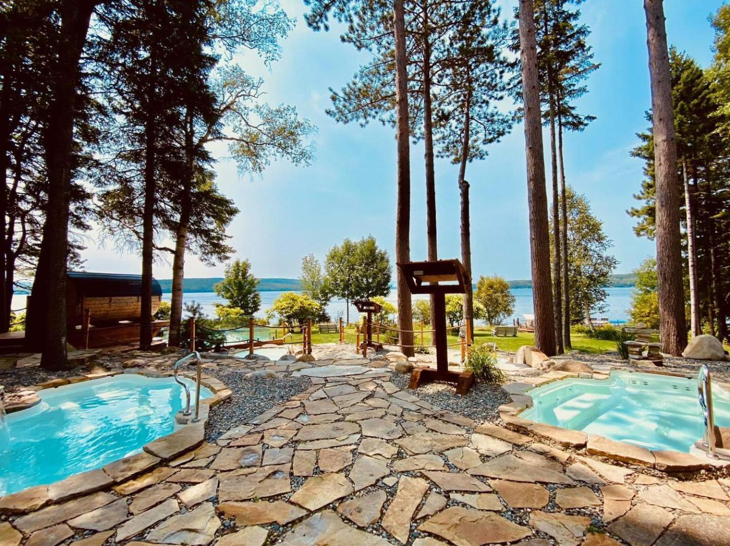 Estello Suites & Spa Lac-Mégantic Esterno foto